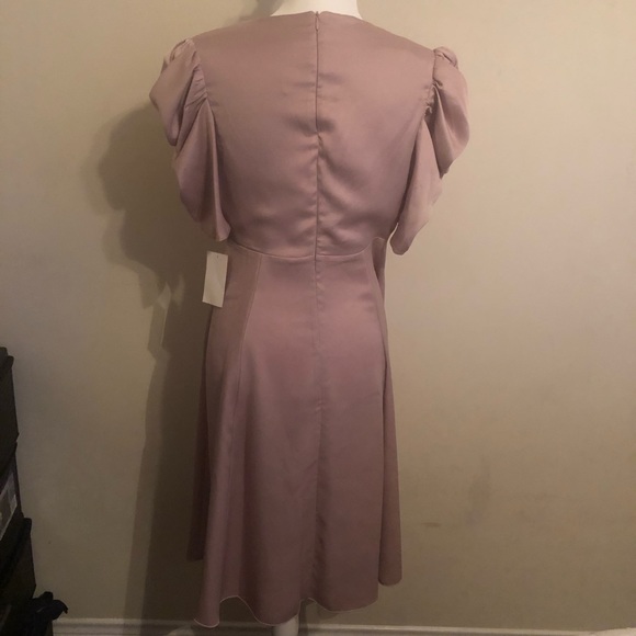 Dress - Picture 3 of 4